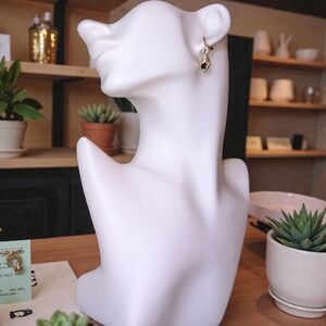 Pretty Bird Gold and Black Elegant Earrings